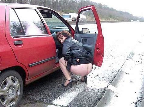 Mature Milf Pissing Porn Pictures Xxx Photos Sex Images Pictoa