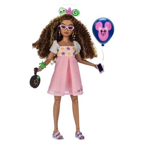 New Disney Ily 4ever dolls Snow White, Belle, Ariel, Tiana, Rapunzel ...