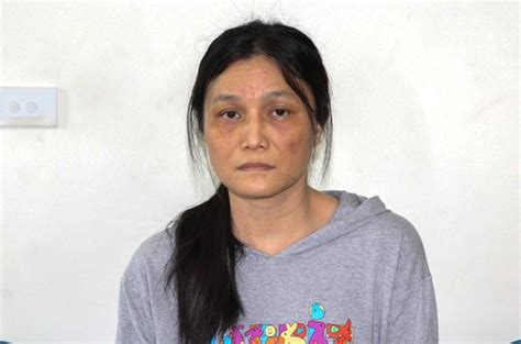 Đại gia ở Hà Nội sốc khi biết nhan sắc thật của người yêu hot girl trên mạng