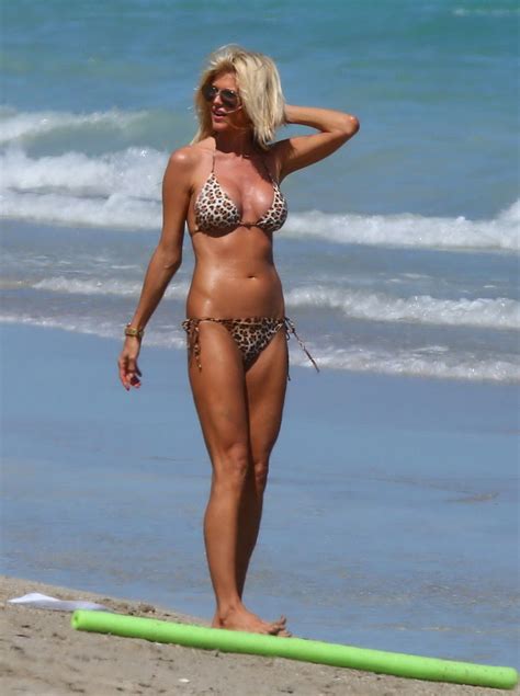 Victoria Silvstedt Caught In A Tiny Leopard Print Bikini At The Beach In Miami Porn Pictures