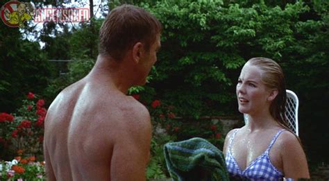 Janet Landgard Nude Pics Pagina 1