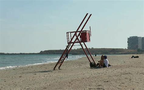 Weekend Cu Temperaturi De Var Mul I Au Plecat La Mare Ca S Se Bucure