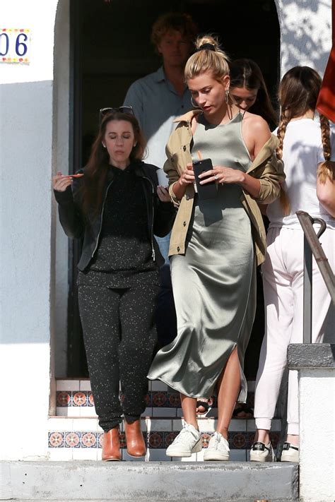 Hailey Baldwin Sexy Braless Hot Celebs Home