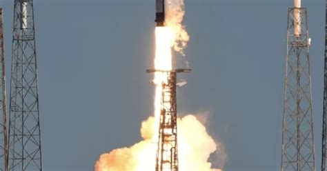 Spacex Uzaya Ilk Askeri Uydusunu Gönderdi Son Dakika Haberler