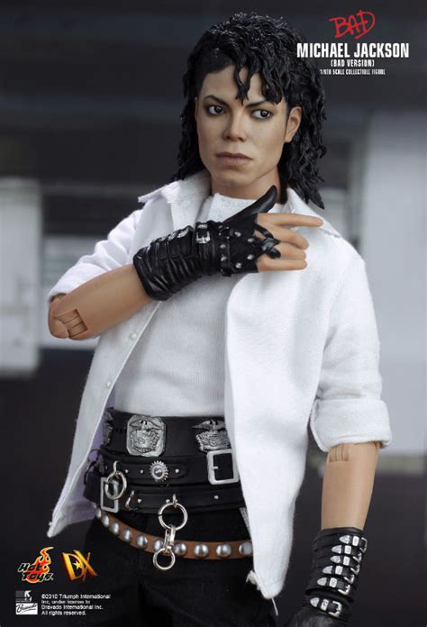 Hot Toys Dx Michael Jackson Bad Version Carousell