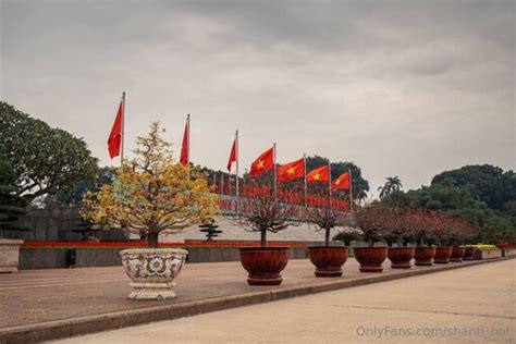 Shanti Hot Shantihotyoga Nude Leaks OnlyFans Leaked Models The