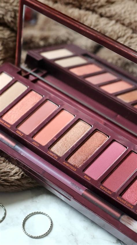 Urban Decay S Naked Cherry Palette First Impressions Swatches