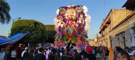 Tarímbaro de fiesta tradición de los toritos de petate la mera mera