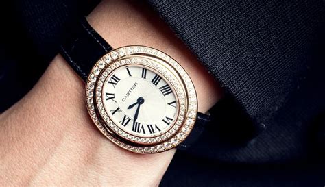 ТОП 10 модных наручные женских часов 2024-2025: рейтинг лучших по ...