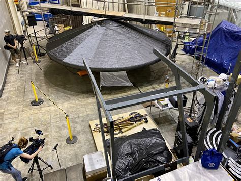 Nasa Just Inflated Its New Age Spaceship Heat Shield For Mars Mobi Me