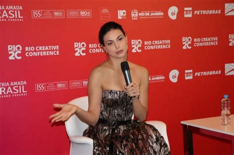 Morena Baccarin Sexy And Hot Bikini Pictures Woophy