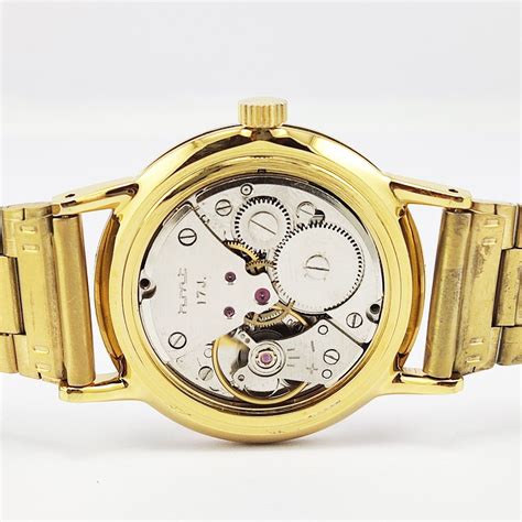 Hmt Sona Jewels Peach Dial Precision Movement Mechanical Hand