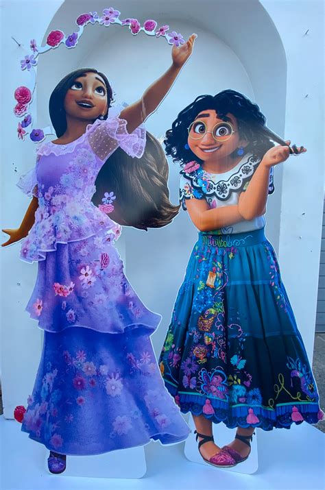 Stylists found that twist outs last longer when using cold water 11