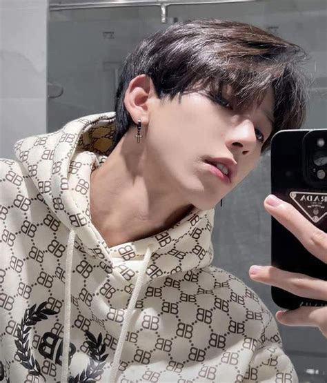 Hot Boy Nh M X Trung Qua I Ng Ti C Tu I T Nh Ti T V Vi C Khi N C Ng Ng M Ng