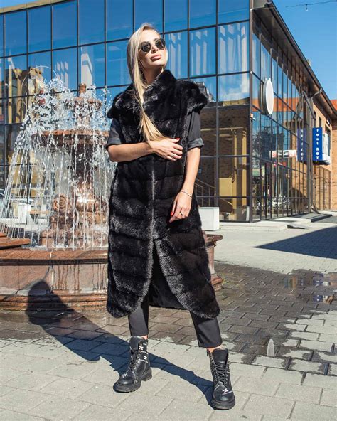 Шубы из норки