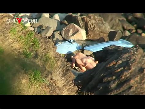 Beach Voyeur They Were Thinking It Is A Secluded Place For A Quick Fuck XVIDEOS