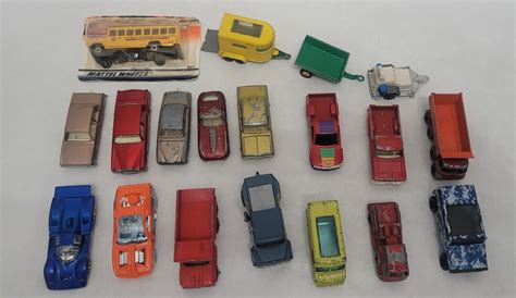 Vintage Matchbox Hot Wheels Toy Car Trucks Ford Rolls Royce Jaguar Series Redline Lesney