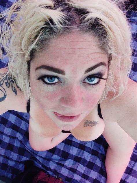 Come To The Dark Side We Have MILF And Cookies Link In Comments Scrolller