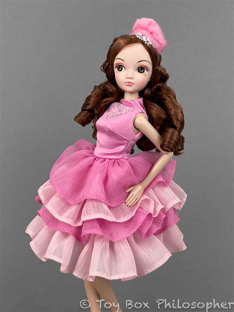 Keeping Up With Kurhn | The Toy Box Philosopher