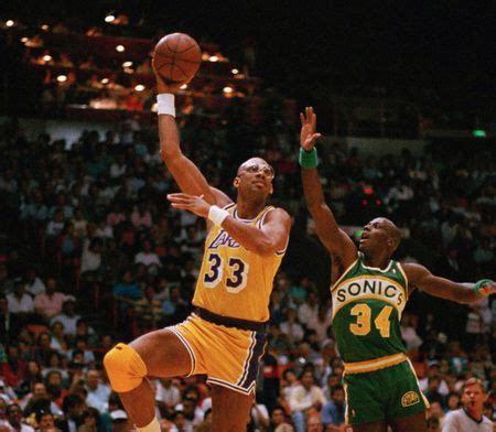 nba top   centers   time players bio