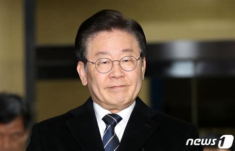 이재명 검찰 왜 다시 불렀나 의심…2차조사 11시간 만에 종료 네이트 뉴스