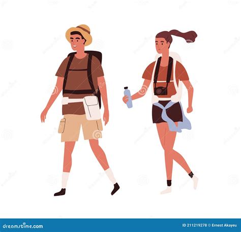 Coppia Giovane E Attiva Che Viaggia Con Zaini Durante Le Vacanze Estive