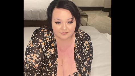 Big Boob BBW Fucks Pussy And Giant Tits XNXX