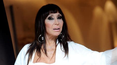 El destape hot de Moria Casán Periodista