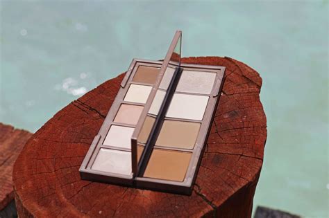 Urban Decay Naked Skin Shapeshifter Contour Palette Inthefrow
