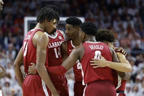 Alabama Mens Basketball Climbs To No 1 In Ap Top 25 For 1st Time In