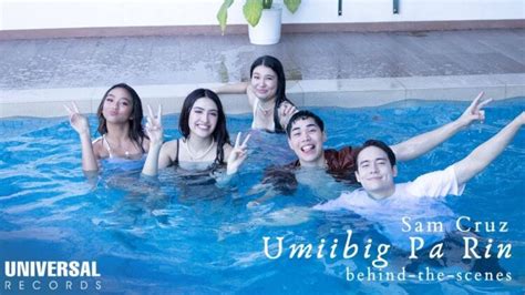 Hot Sexy Universal Sam Bikini Pics