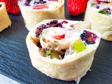 17 Elegant Easter Desserts Thatll Make Your Spread Look Fancy