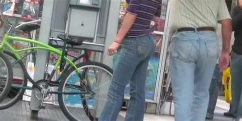 Candid Street Cam Catches A Hot Ass In Tight Jeans Tnaflix