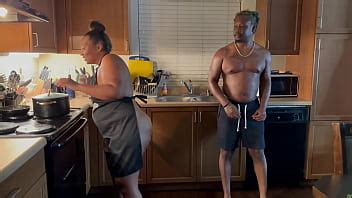 Can I Help You Cook Horny Ebony Housewife Fuck Her Personal Trainer XNXX