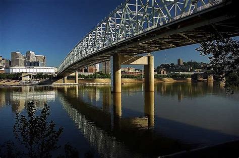 26 Best And Fun Things To Do In Newport Ky The Tourist Checklist