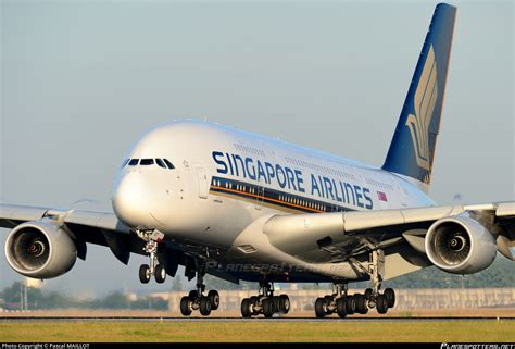 V Skt Singapore Airlines Airbus A Photo By Pascal Maillot Id