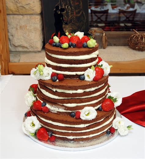Babeczka Naked Cake Go Y Tort Weselny Oraz Tort Bez Masy Cukrowej Na Chrzciny I Inne Okazje