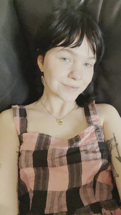 Mmmmm Pink Dildo Scrolller