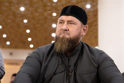 «Четвертый выстрел сделайте в лоб». Кадыров разрешил силовикам стрелять ...