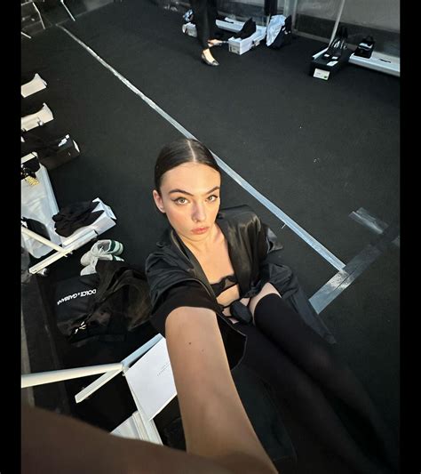 Vidéo Monica Bellucci et Vincent Cassel Leur fille défile Deva en lingerie elle enflamme la