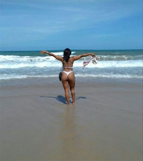 Vacation Fun Beach Bikini Beauty Porn Pic