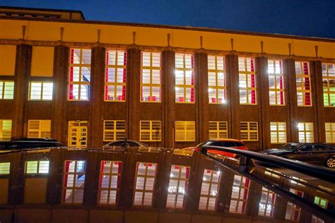 Feuerwehr F Hrt Mit Acht Fahrzeugen Zur Stadthalle In Meerane Das War