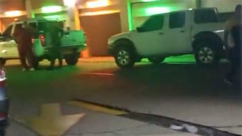 Kolumbien Mutter trifft sich zum Sex Date währenddessen stirbt ihr Baby im Auto