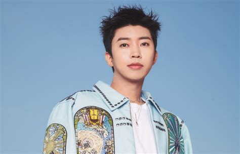 Lim Young Woong Rumored Fashion Brand Launch Debunked Kpop Hit