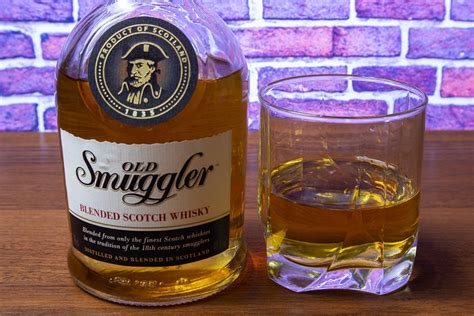 Виски Old Smuggler (Олд Смагглер) – описание и виды марки