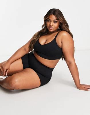 Spanx Curve Seamless Shaping Lingerie Set In Black Asos