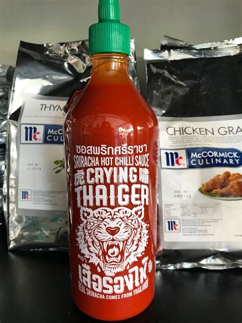 Real Sriracha Crying Thaiger Hot Chili Sauce Ml Lazada Ph