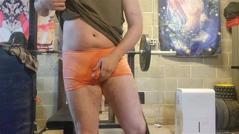 女性の男の子のショーツでアナル潤滑油浣腸i Pornhub Gay