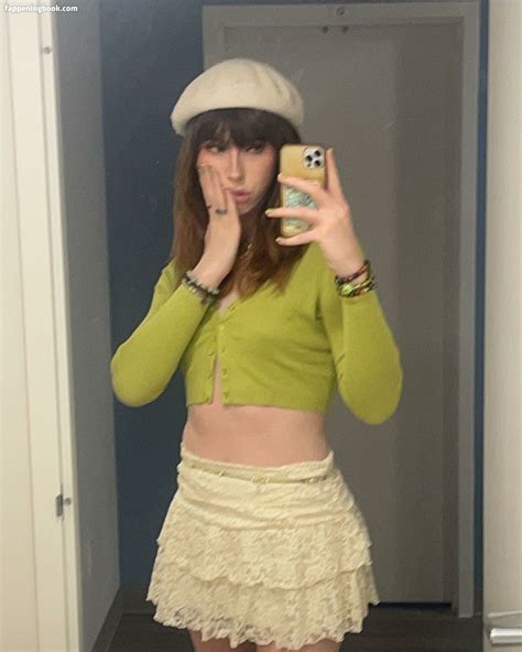 Aria Faye Nude The Fappening Photo FappeningBook