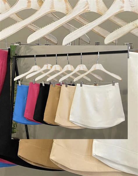 Saia Alfaiataria Maris Nude Isabela Menezes